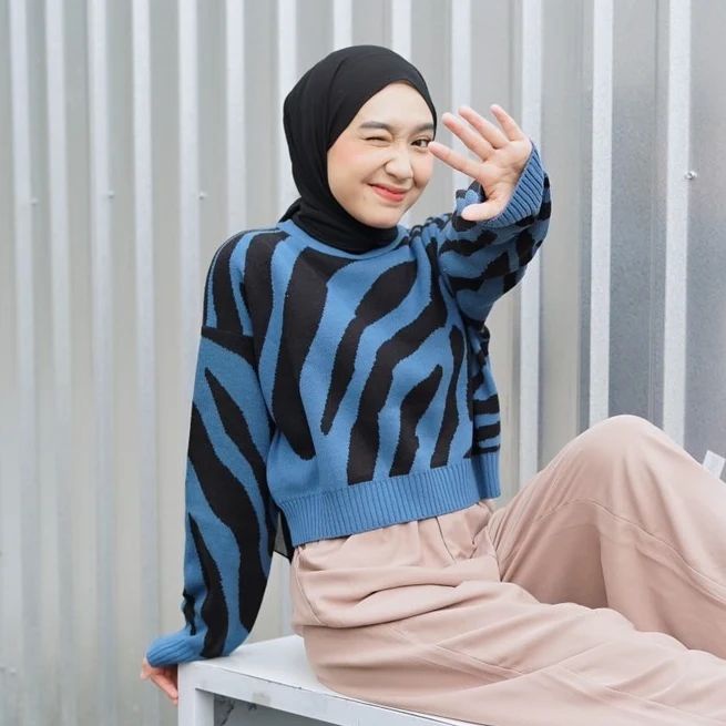 Arabele Crop Blouse - Sweater Blouse Motif Zebra