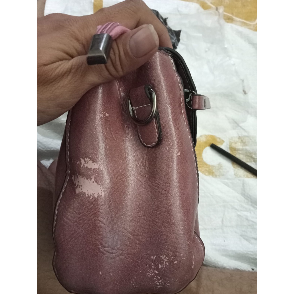 REJECT TERKELUPAS 8975 TAS IMPORT TAS WANITA IMPORT TAS SLEMPANG HANDBAG[1KG 2PC] PERFECT CORNER