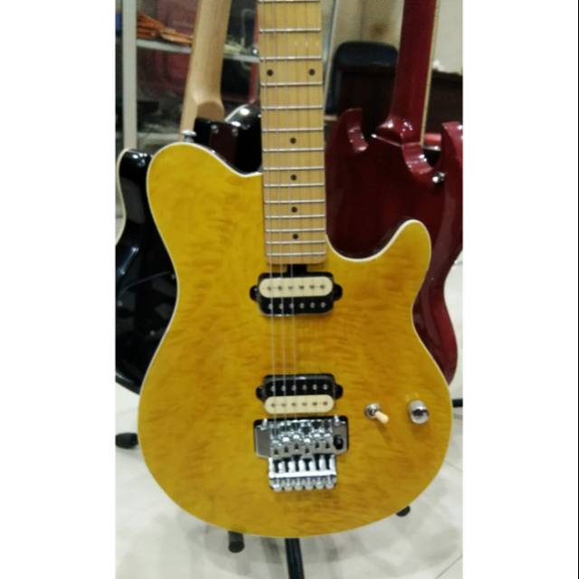Gitar Musicman Axis