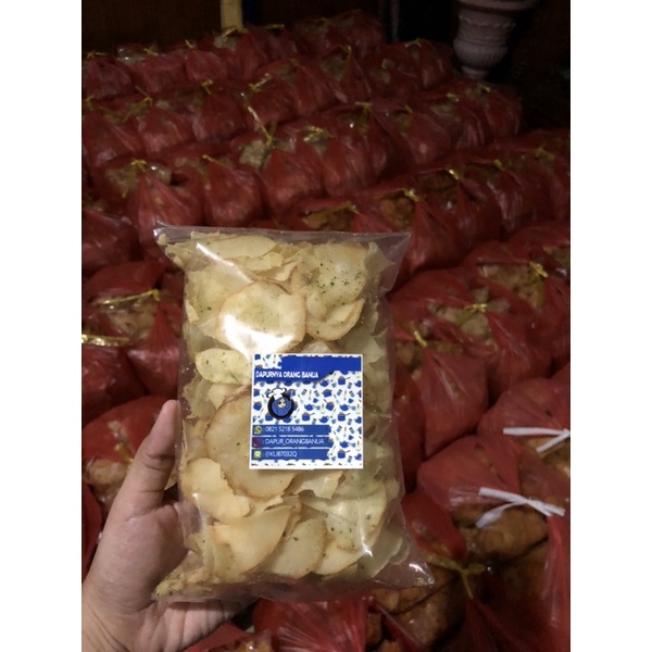 

keripik singkong asin daun jeruk purut