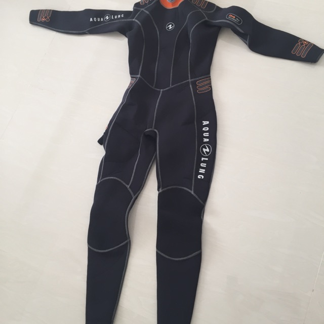 Aqualung wetsuit woman size s