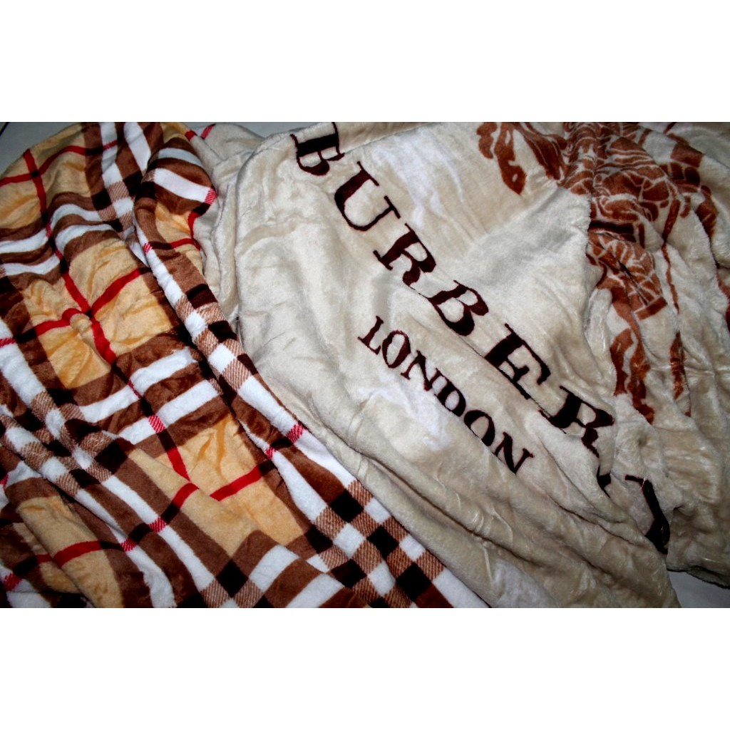 Premium Selimut Sutra Impor Blanket Lembut Burberry London Besar 180 X 220 Cm Shopee Indonesia