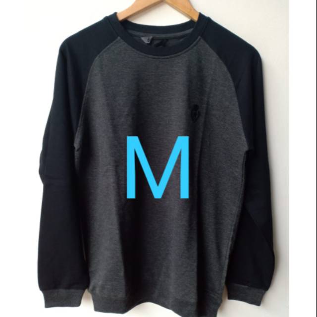 Sweater Pria Details