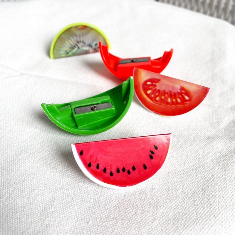 

PERUNCING PERAUT BUAH BUAHAN POTONG SLICE SET ISI 3 PCS