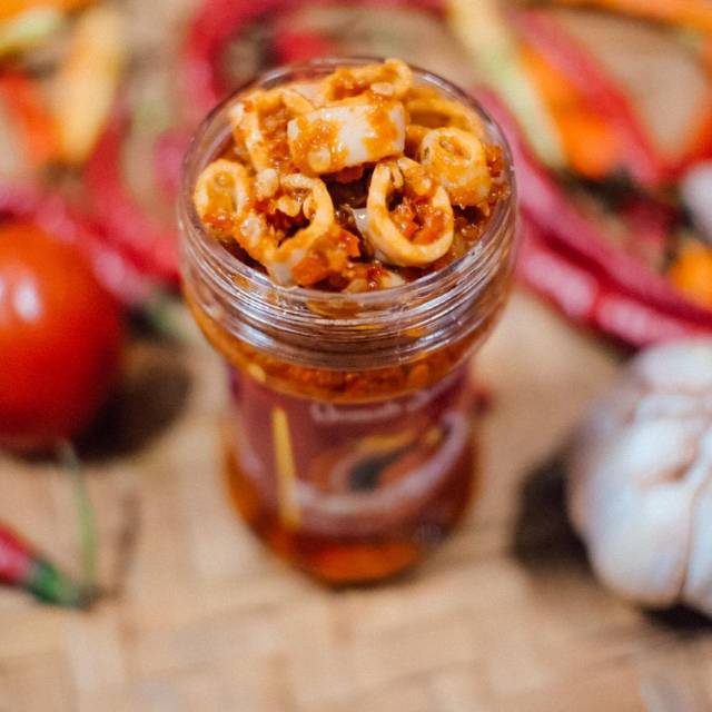 

[BELI 5 GRATIS 1] Sambal Extra Cumi by oemahsambel.sby