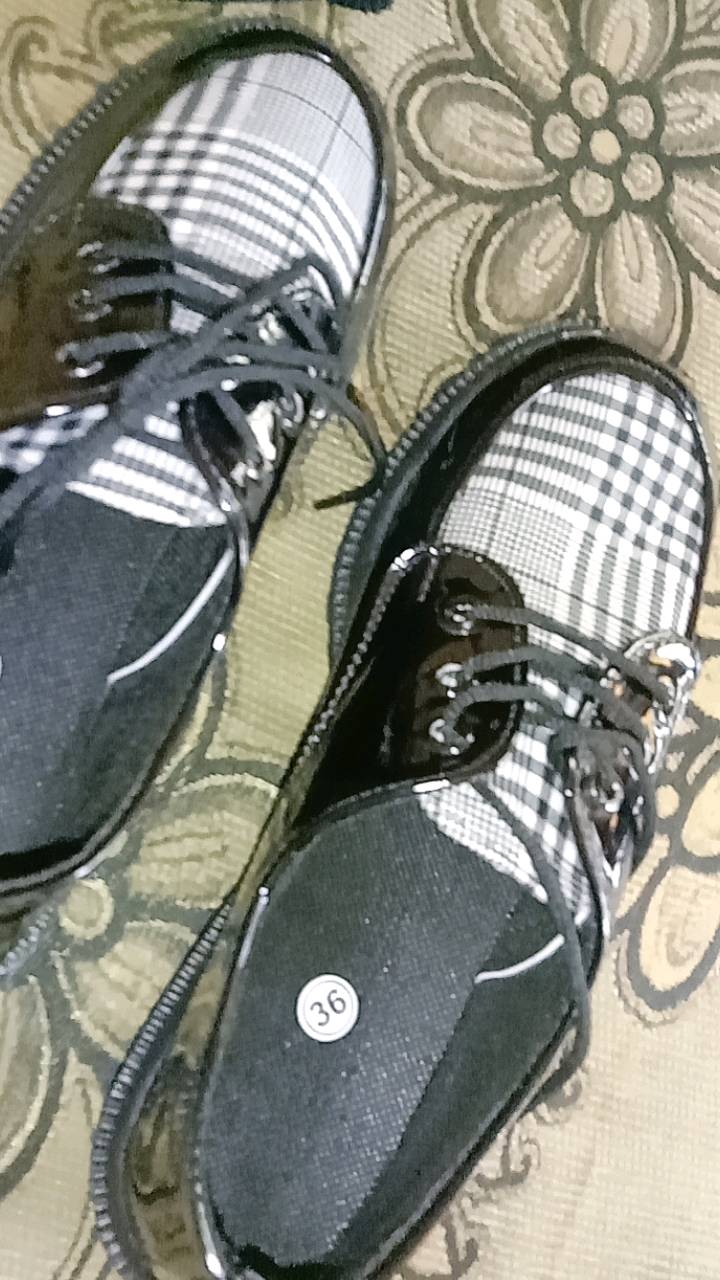 Sepatu Wanita Premium Tali Kasual Style Korea / Sepatu Black Glosy Variasi Kotak 099