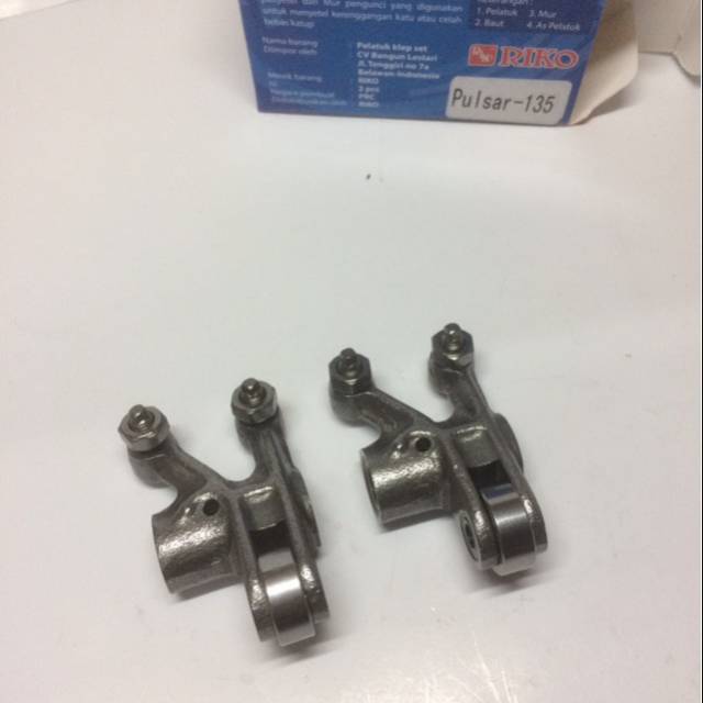 PLATUK KLEP BAJAJ PULSAR 135LS/TEMPLAR/PELATUK KLEP/ROCKER ARM KLEP BAJAJ FULSAR PULSAR 135 LS RIKO
