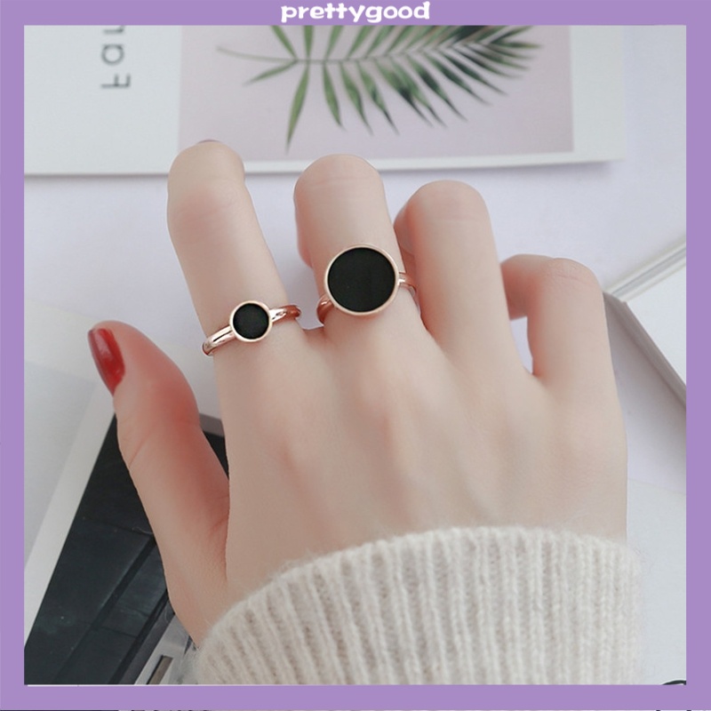 Korea Cincin Wanita Korea Lapis Emas Bentuk Bulat Bahan Titanium Warna Hitam - PD