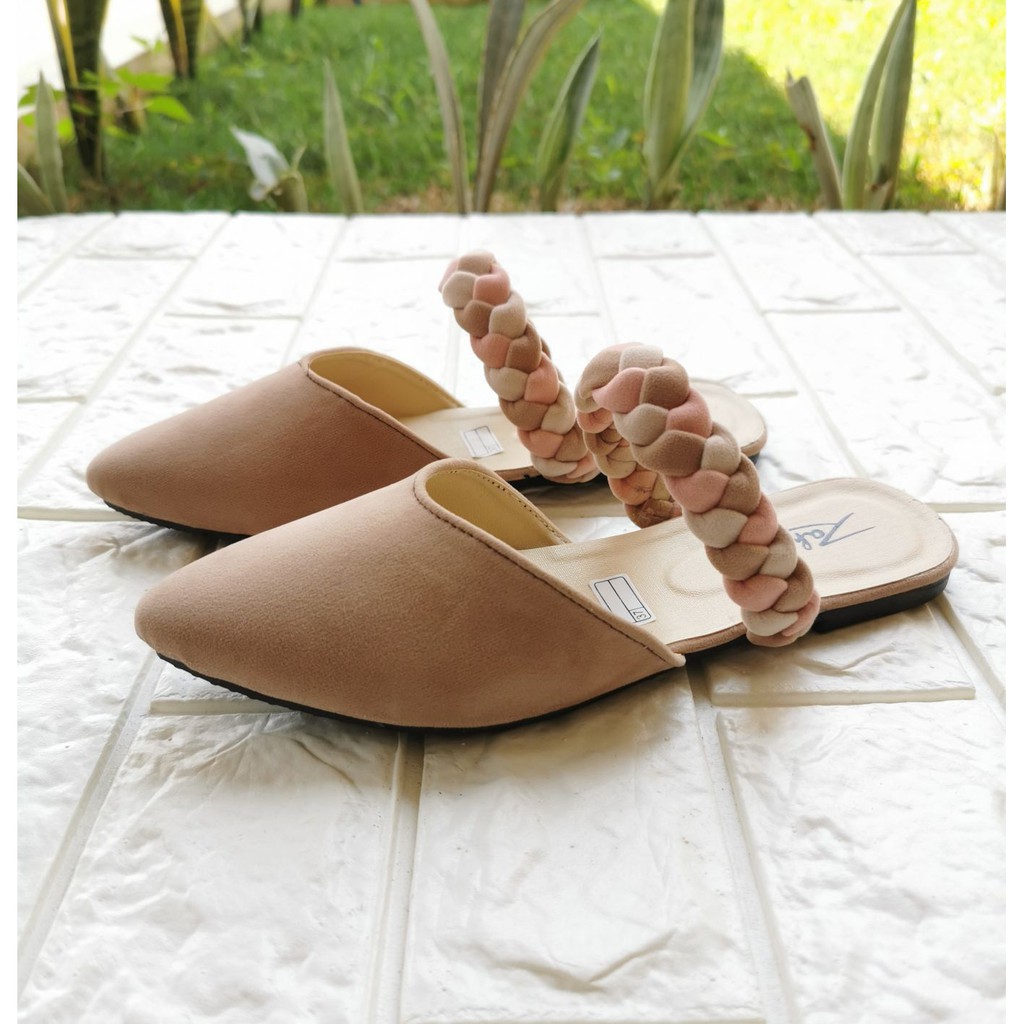 Arlaine- Viola Sandal Slop Wanita / Sandal Kepang / Selop Wanita