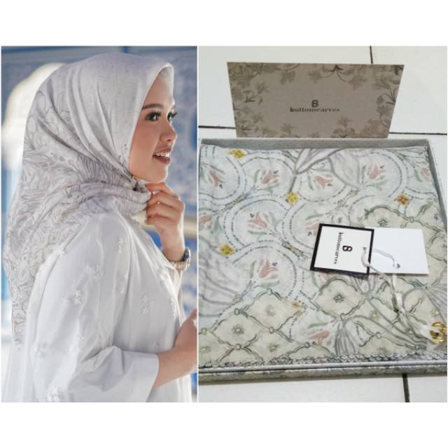 Buttonscarves Maharani in White XL