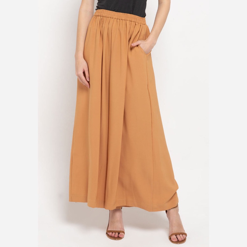 LUIRE by Raden Sirait Fm Celana Kulot Br Wanita