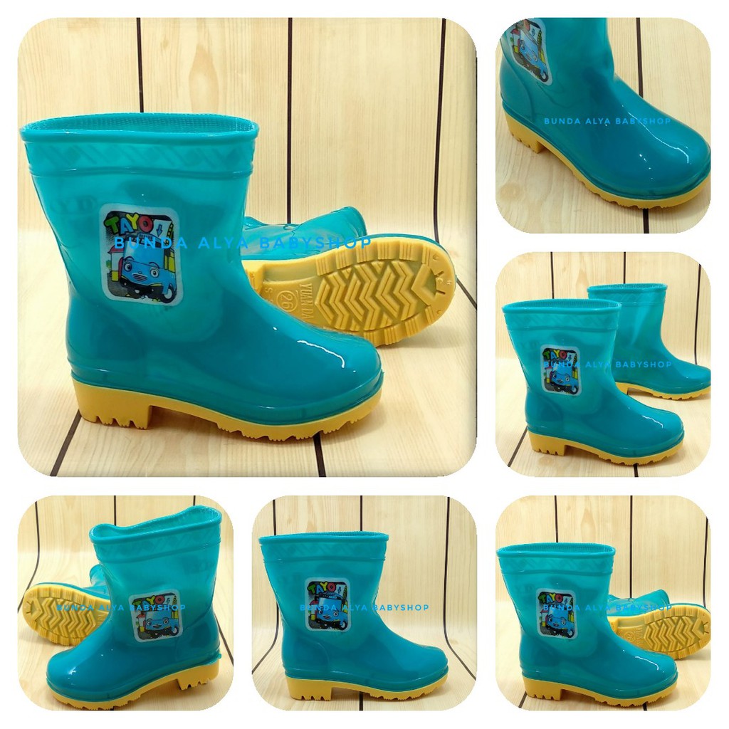 Sepatu Boots Air Anak Motif Kartun Musim Hujan Bahan Karet Terbaru Sepatu Boots Air Anak Laki Laki 1 - 4 Tahun Bus Lengkap SIze Sepatu Boots Hujan Anak Cowok Tahan Air Hijau Size 26 - 35