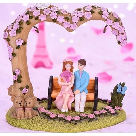 Miniature Lover Figures - Lovers Couple Figurines+Chair #33 (3pcs)