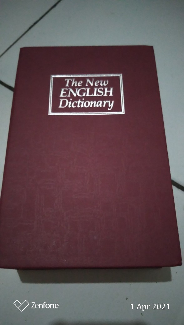 Brankas Mini Model Buku Kamus - Security Dictionary Cash Jewelry Key Lock Book Storage S Size - Red