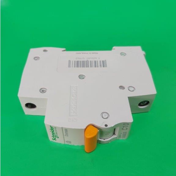 Mcb Merlin Gerin 10A MCB Schneider 10A MCB DOMAE 10A