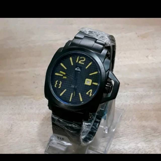 JAM TANGAN QUIKSILVER RANTAI STAINLES