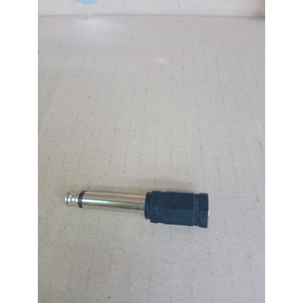 Jack mic kecil ke besar plastik
