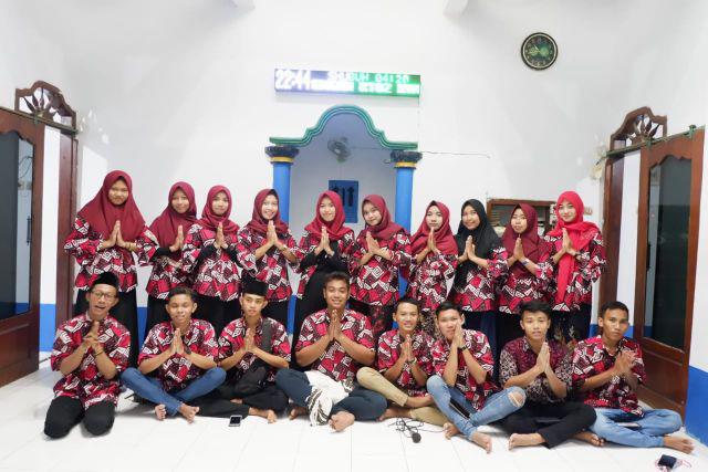 Maura Couple - Sania Ruffle Batik Couple Ori Ndoro Jowi Dnt Baju Wanita Batik Couple