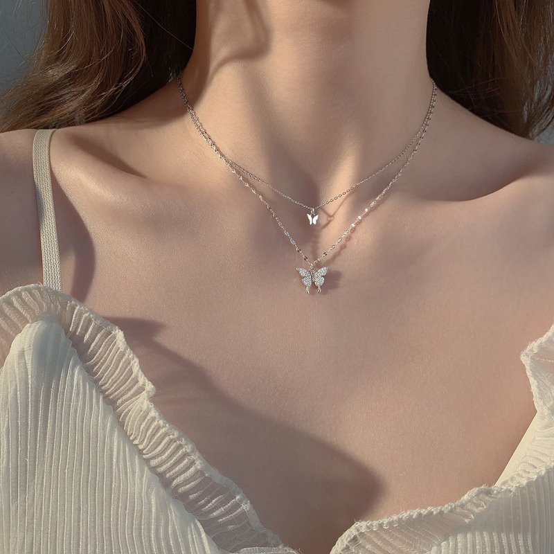 Papaozhu Korea Glittery Kristal Ganda Kupu-Kupu Liontin Kalung Untuk Wanita Perempuan Elegan Double Layered Silver Tulang Selangka Rantai Kalung Perhiasan Hadiah