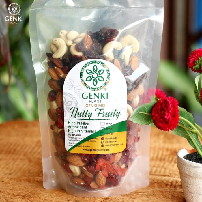 

Mixed Nut and Dried Fruit - 1 kg