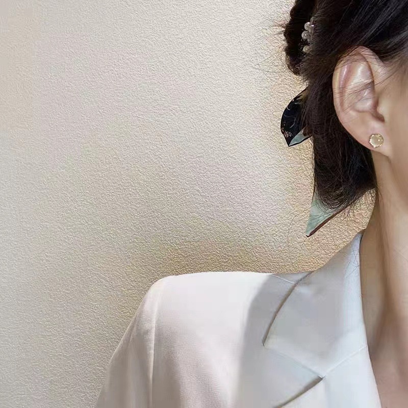 6pcs / Set Anting Stud Bentuk Opal Geometris Bahan S925 Silver Gaya Vintage Untuk Wanita