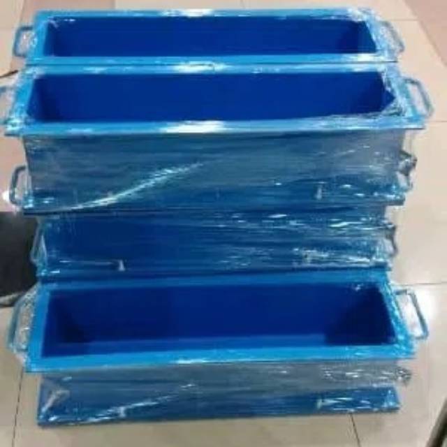 Cetakan kubus beton beam mould bahan besi