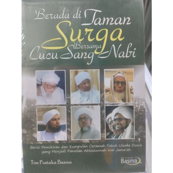 BERADA DI TAMAN SURGA BERSAMA CUCU SANG NABI