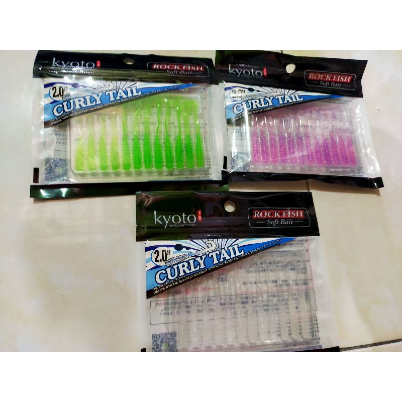 softlure Kyoto Curly glow/gid