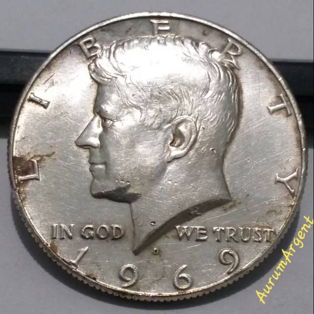SA61-- 1 PC KOIN PERAK KUNO ASLI HALF DOLLAR KENNEDY TH 1969. -- SILVER COIN --