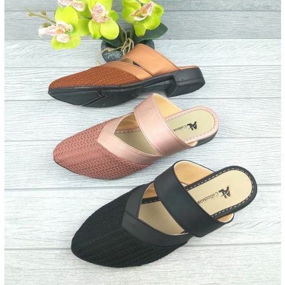 SELOP WANITA HAK TAHU TALI DEPAN