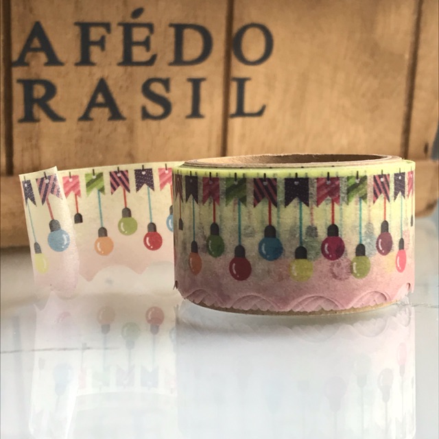 

washitape diecut lamp