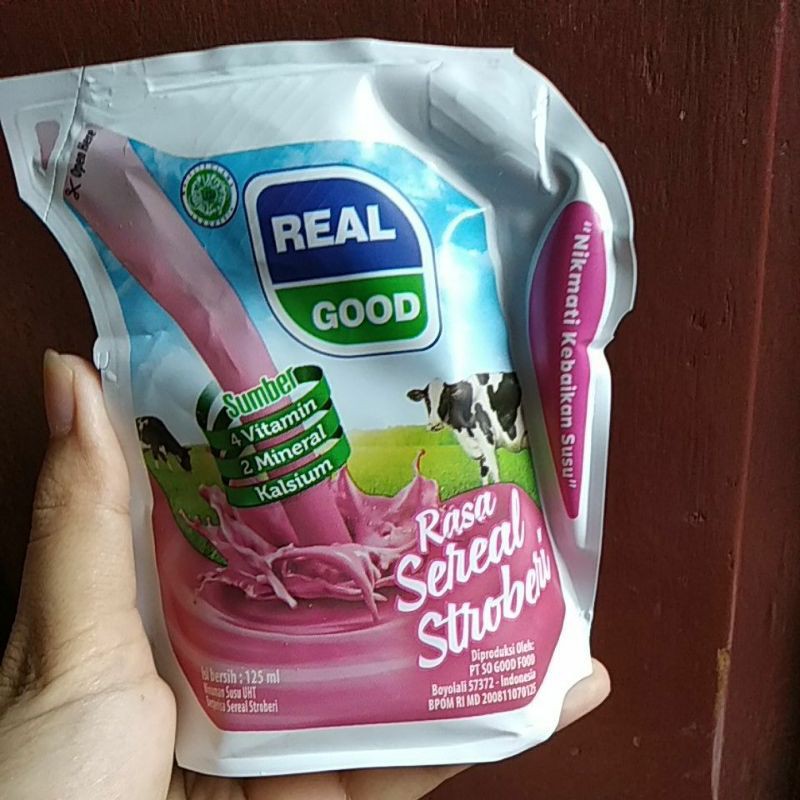 

real good susu rasa sereal stroberi strawberry uht 125ml 1pcs dingin lebih nikmat