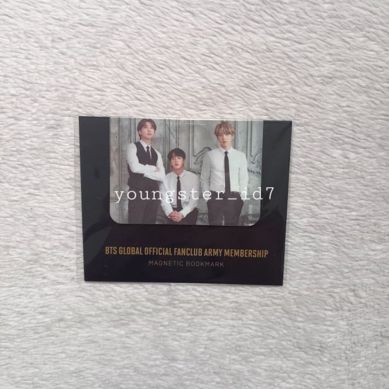 

Official Magnetic Bookmark BTS 7th Army Membership Kit