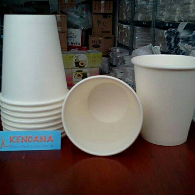 Paper cup polos