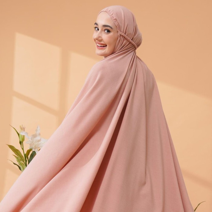 Mukena wanita Mukena Jumbo Tatuis Tiara 377 Rayon Polos Merah Muda Pink Brown Peach - Peach jumbo te