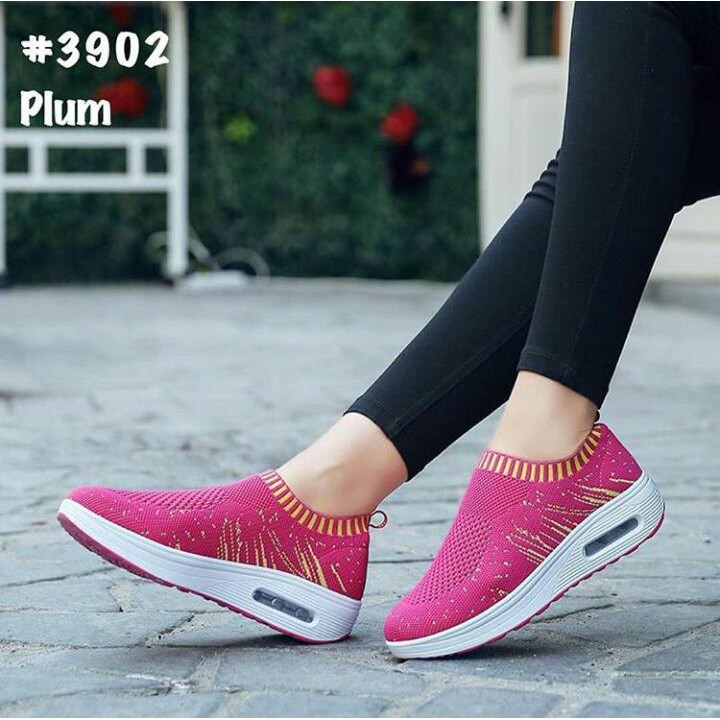 Sepatu Slip On Sneakers Wanita Airmax Eagle