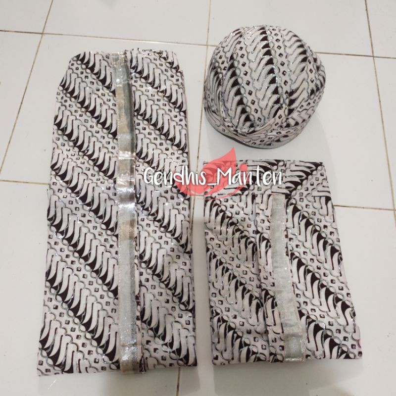 Jarik Pengantin Instan + Blangkon / Lereng Putih