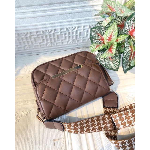 REMBO ESTER / TAS SLINGBAG / TAS PREMIUM / TAS SIMPLE /  TAS AESTETIC / TAS TERBARU / TAS OOTD