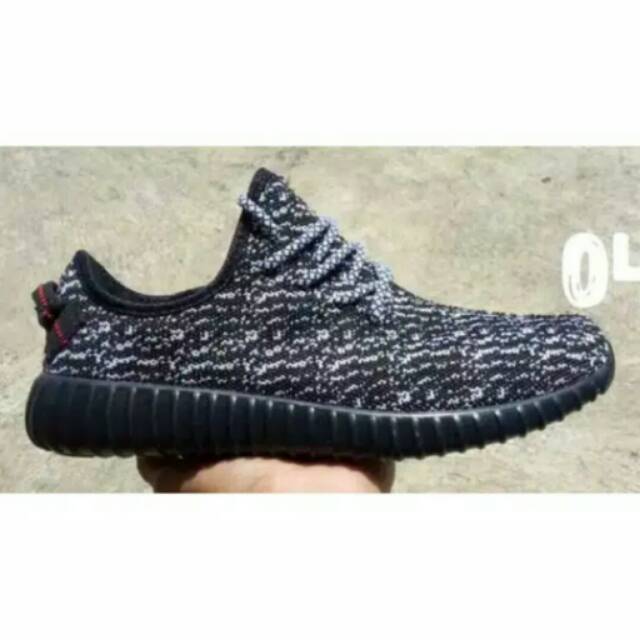 Sepatu adidas Yezzy Running Fitnes Gym Olahraga Kado Cowok Keren Ringan Slop Premium