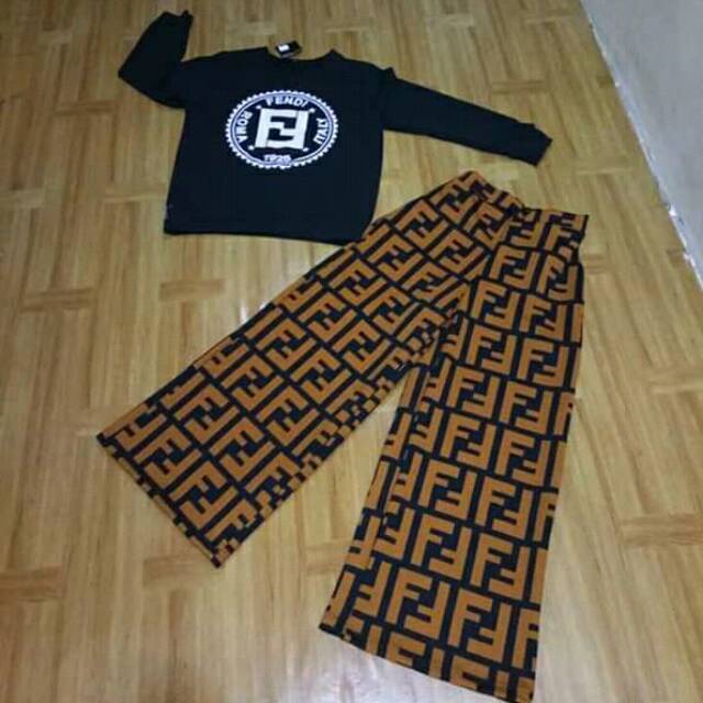Set celana fendi