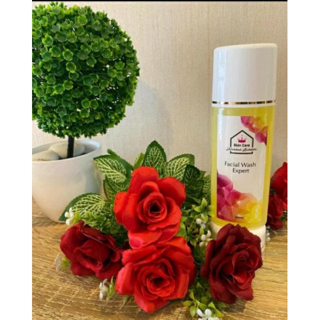 FACIAL WASH EXPERT HABIBAH ESTETIKA / FACIAL WASH