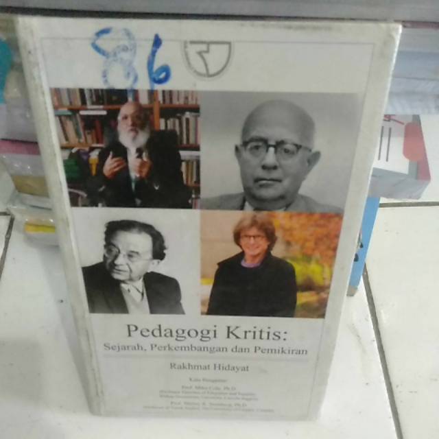 Buku Pedagogi Kritis Sejarah, Perkembangan dan Pemikiran