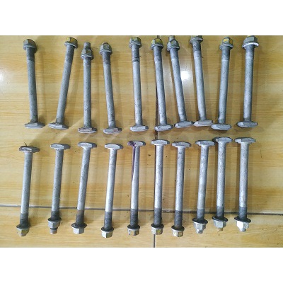 Baut body kunci 19 panjang 17Cm