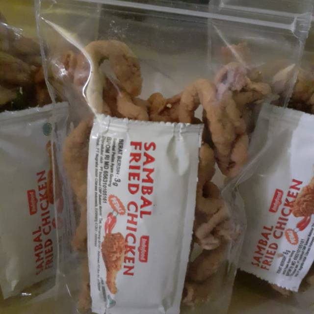 

Keripik usus ayam renyah + saos pedas