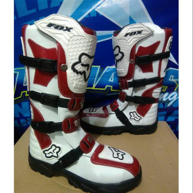 Sepatu cross trail 09 motif adv