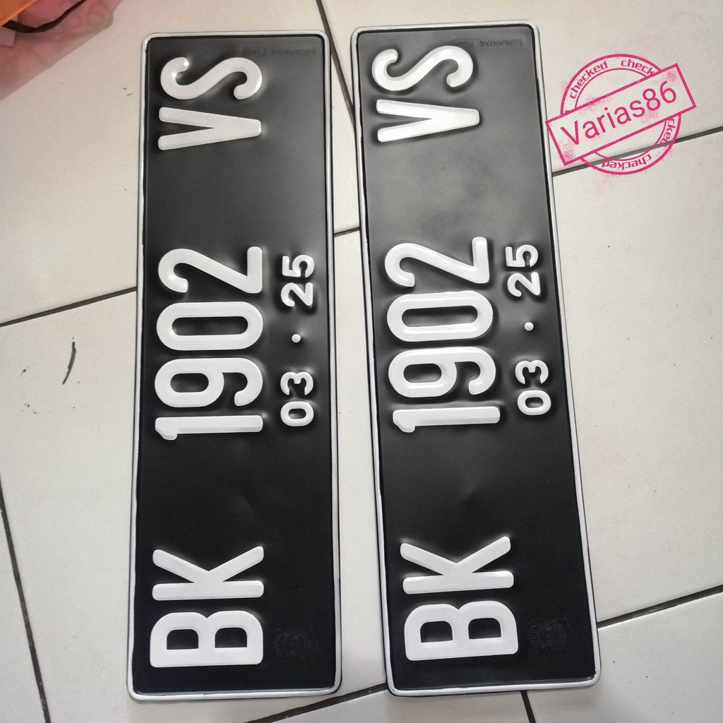 Plat Mobil Sepaket Font Tebal Sesuai Keinginan