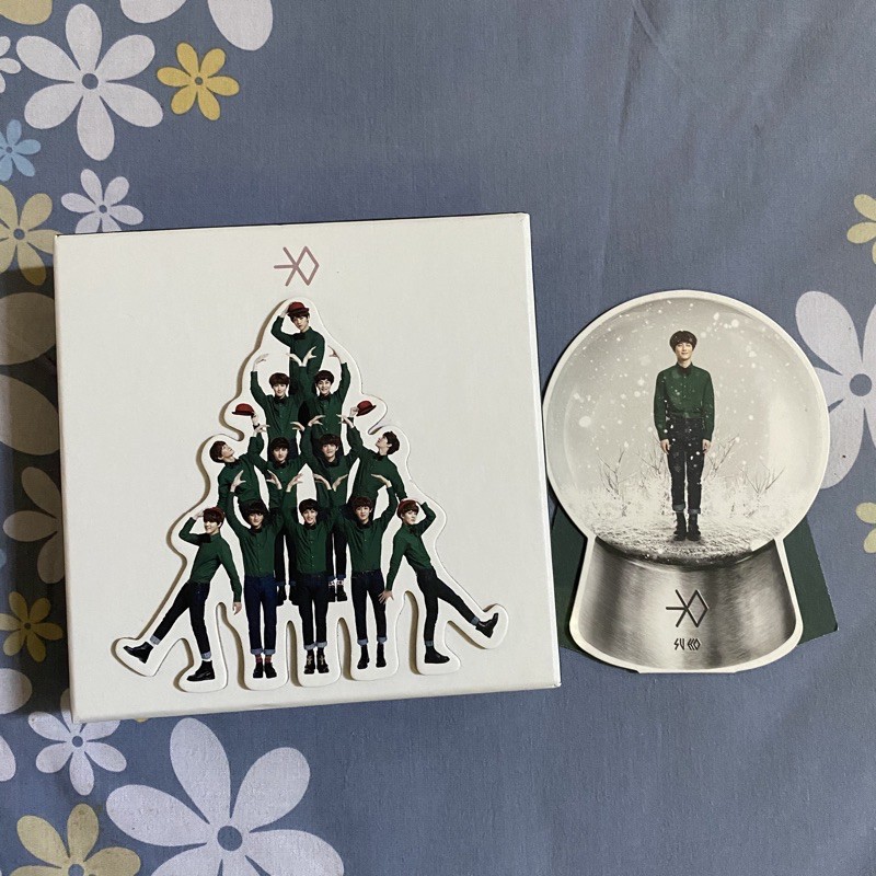 MIRACLE IN DECEMBER EXO SNOW GLOBE SUHO