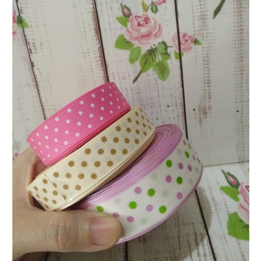 

GM RB41(peryard ) PITA GROSSGRAIN MOTIF POLKADOT