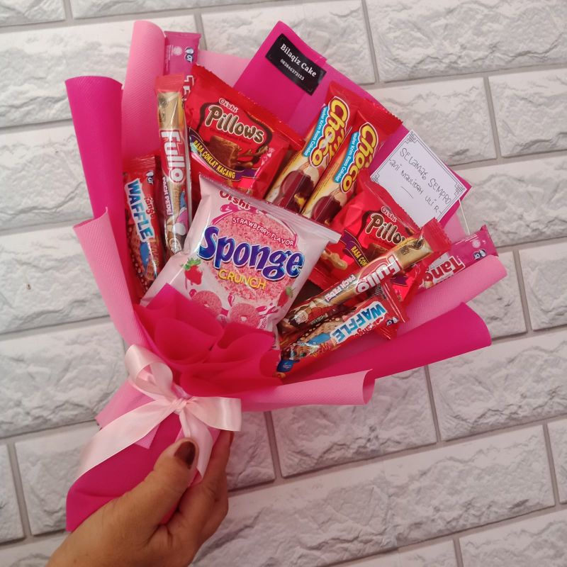 

Bucket Snack/ Bucket jajan/Bucket Wisuda