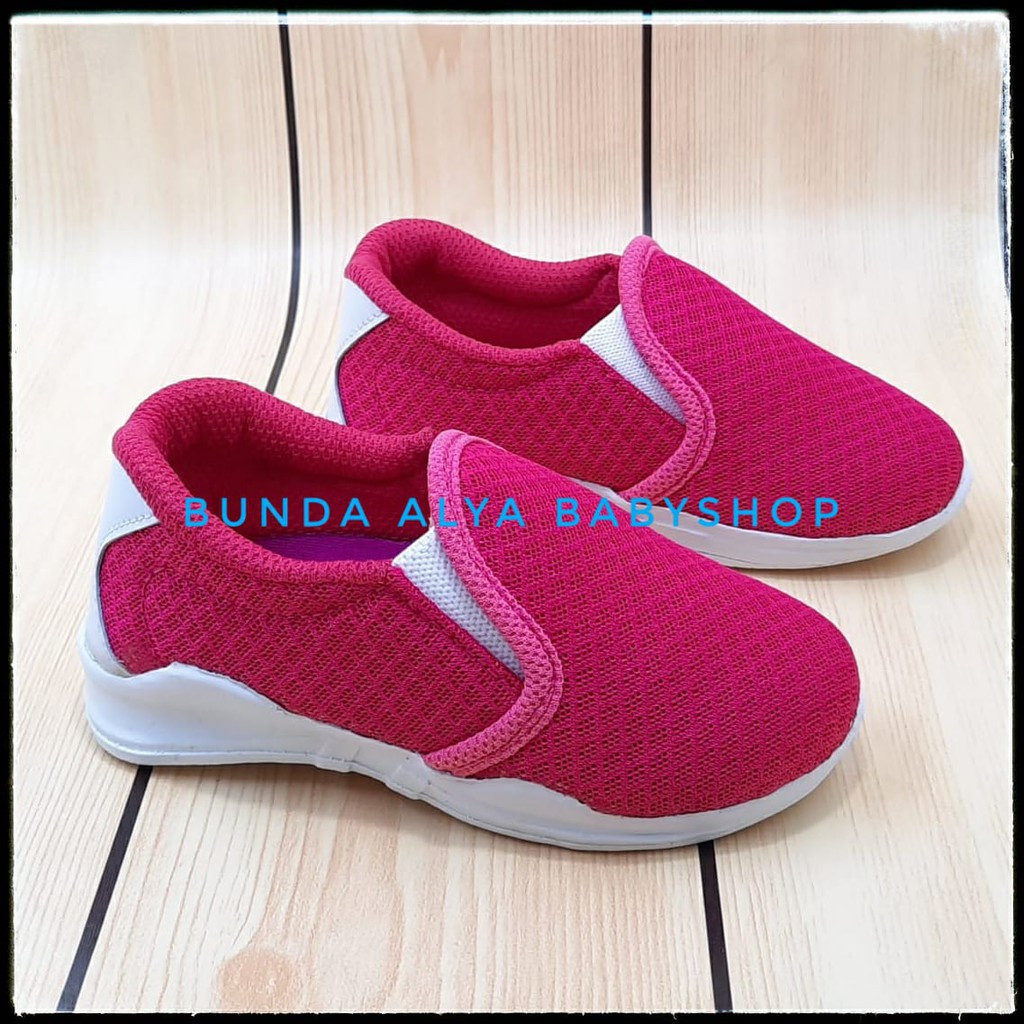 Sepatu Anak Perempuan 2 3 Tahun FANTA - Sepatu Anak Cewek Sport 2 Sampai 3 Tahun Alas Karet Anti Licin Size 22 - 34